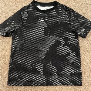 Nike Kids Black and White Patterned Tee